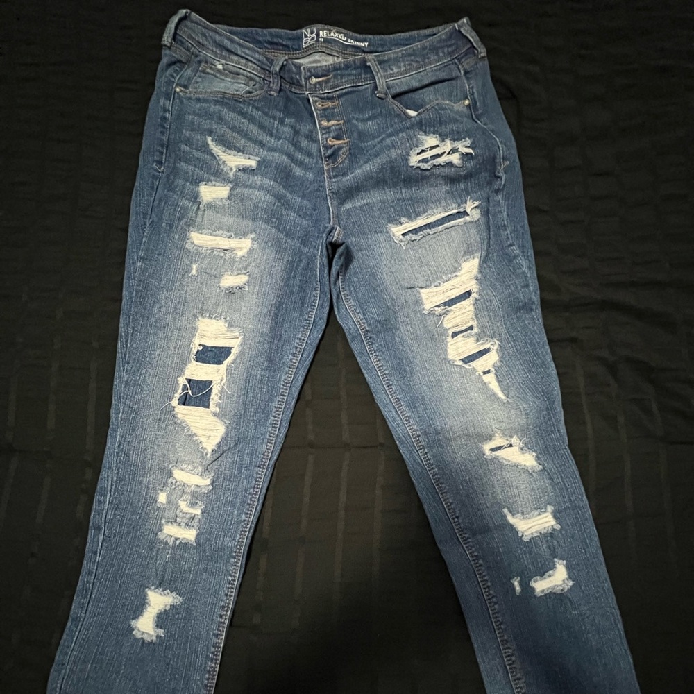 No Boundaries Distressed Blue Jeans